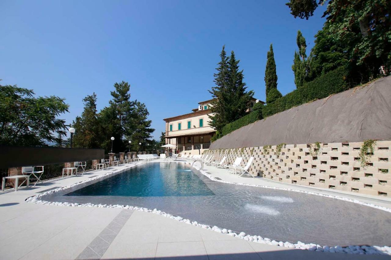 Marchese Del Grillo Otel Fabriano Dış mekan fotoğraf